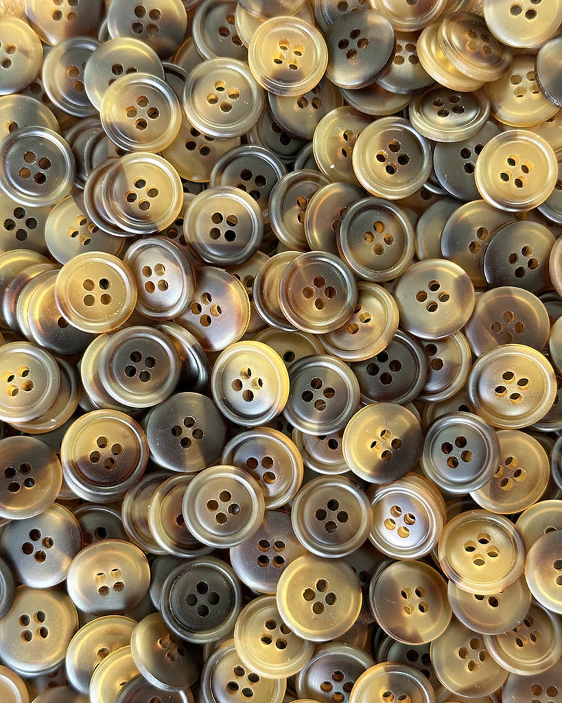 Bunke af galalit knapper på Ø 15 mm