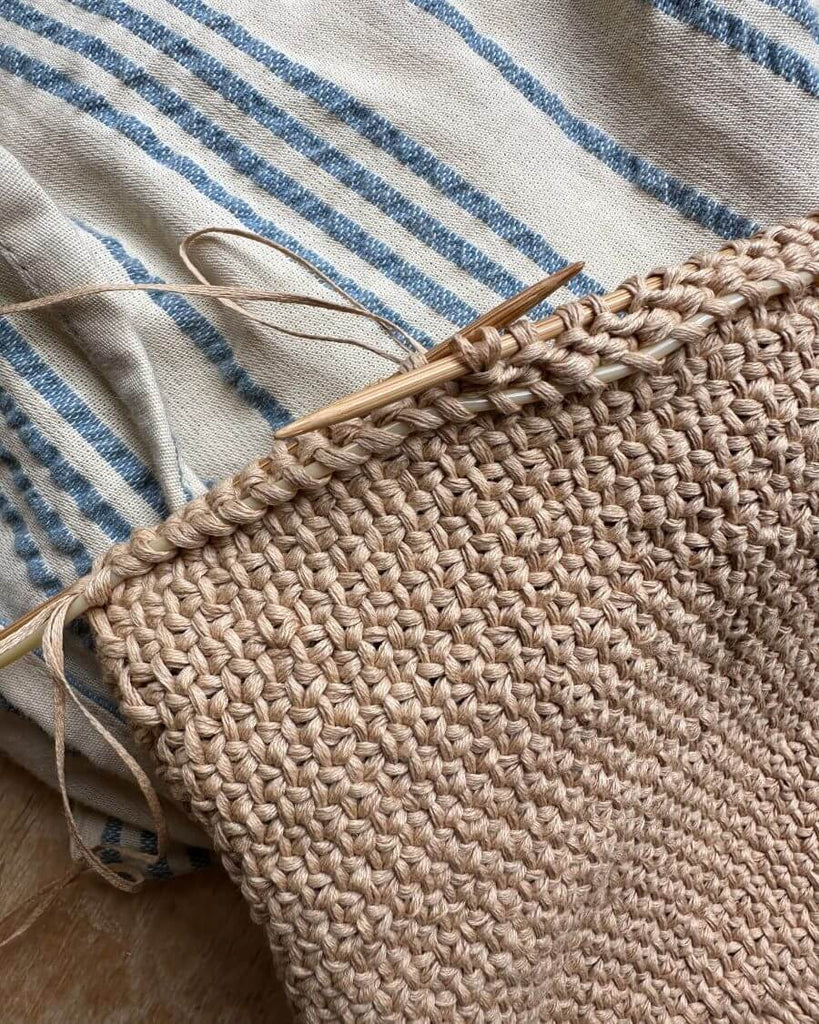 Petiteknit maskewire på Sienna Bag