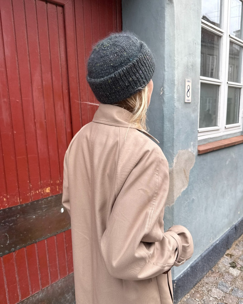 Kvinde iført grøn Terrazzo Hue