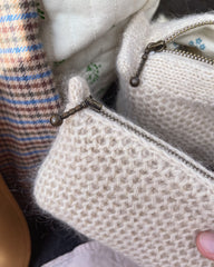 Råhvid  honey purse med lynlås