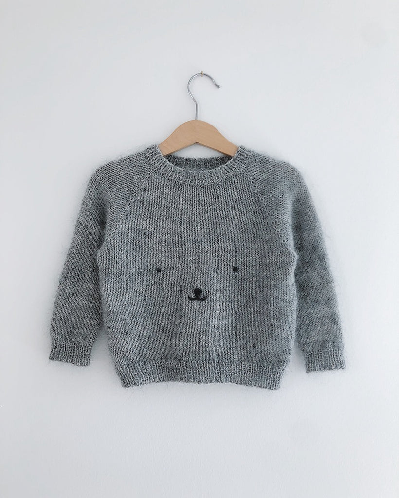 Grå Bamsesweater på bøjle